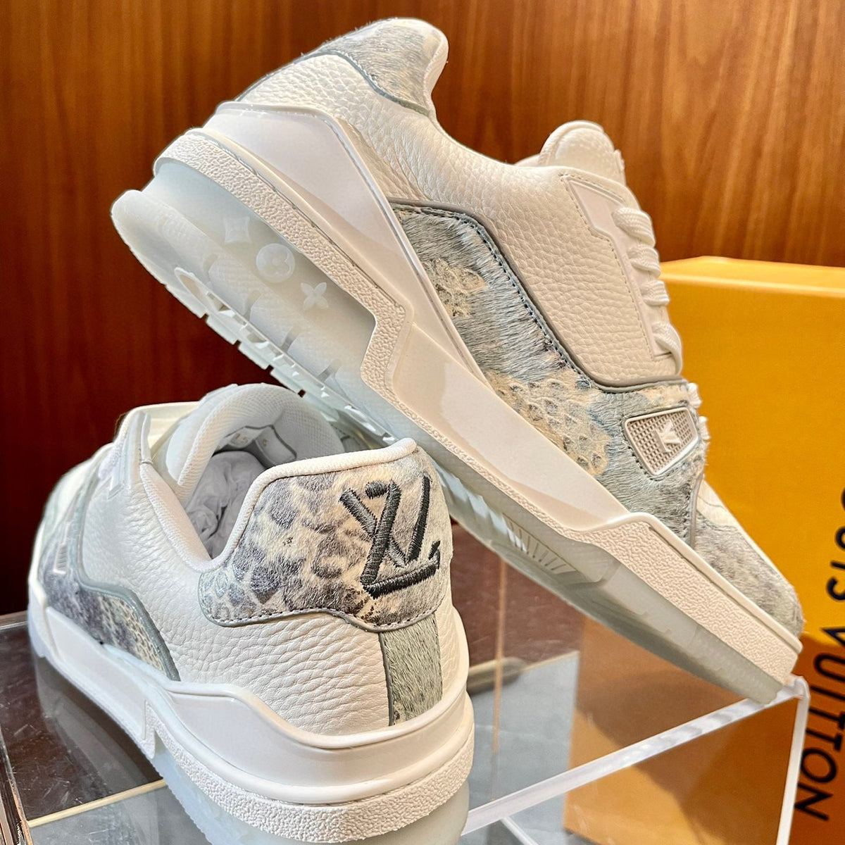 LOU TRAINERS