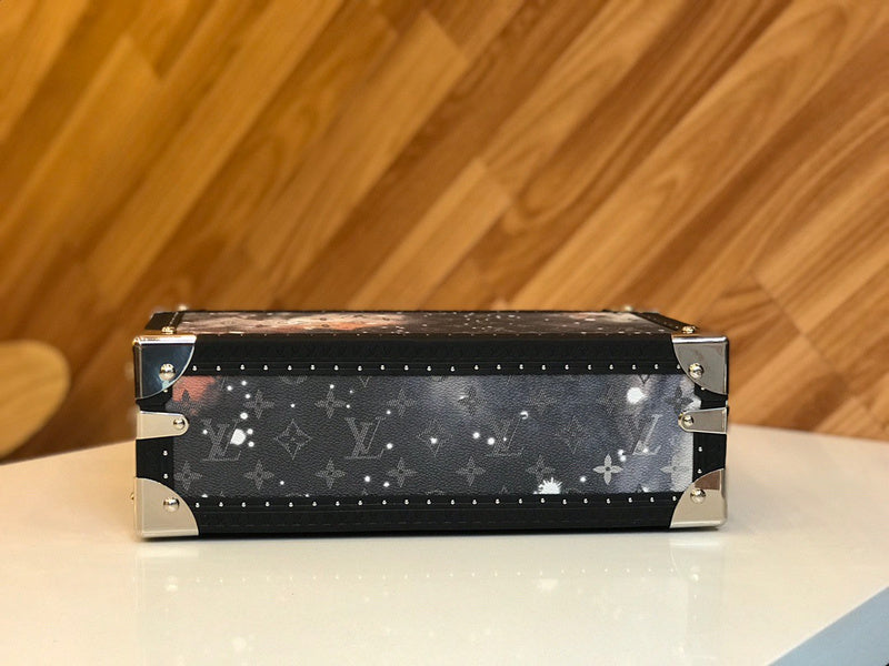I W Fashion Lu-Vi bags - 9506