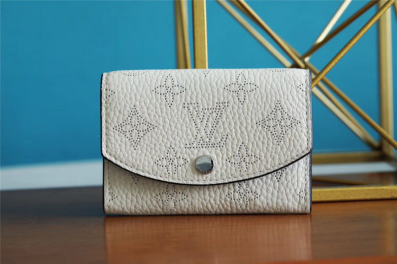 I W Fashion Lu-Vi bags - 8980