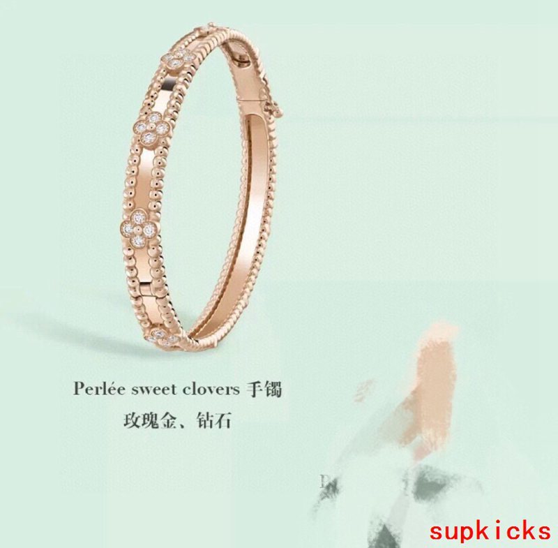Van Cleef & Arples Jewelry