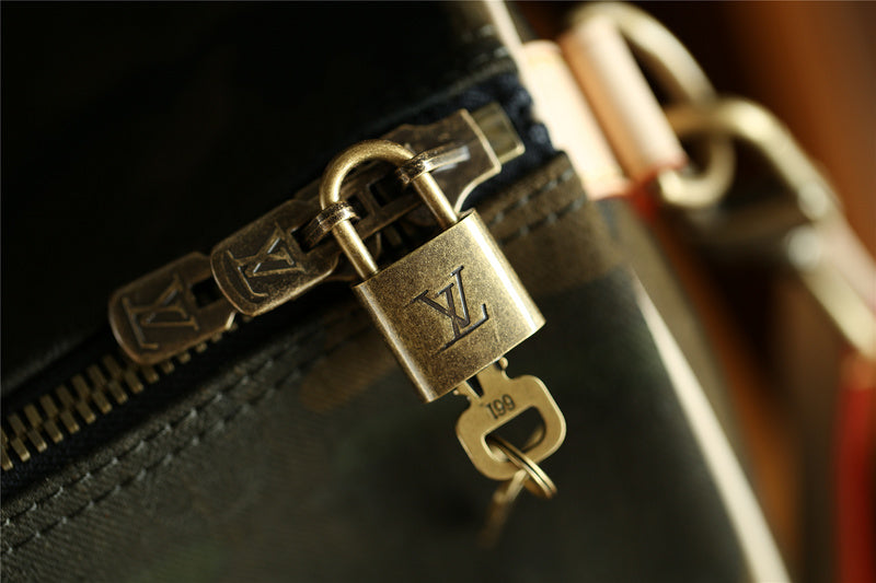 I W Fashion Lu-Vi bags - 9473