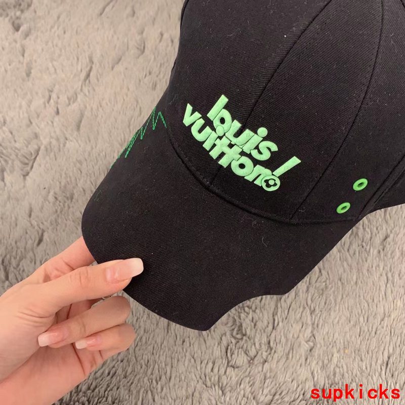 Louis Vuitton Luxury Cap