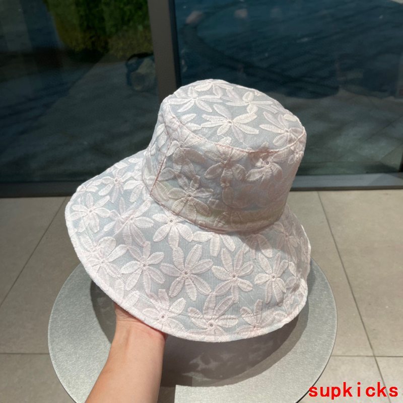 Louis Vuitton Luxury Cap