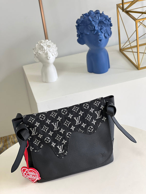 I W Fashion Lu-Vi bags - 17310