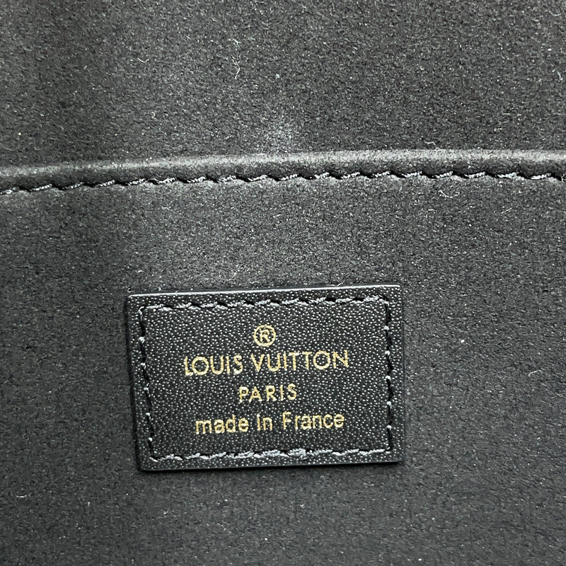 I W Fashion Lu-Vi bags - 8136