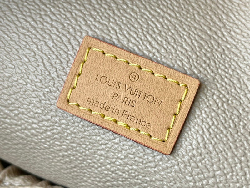I W Fashion Lu-Vi bags - 17085