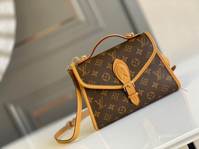 I W Fashion Lu-Vi bags - 17005