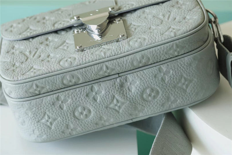 I W Fashion Lu-Vi bags - 9909