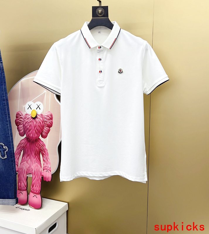 Moncler Luxury Cloth