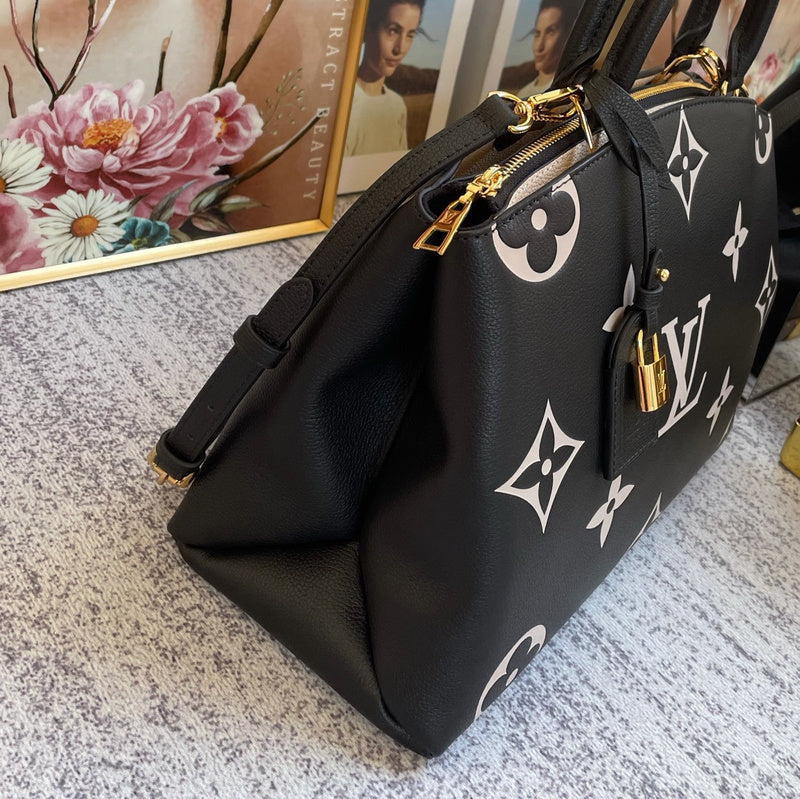 LOV2 Bags - Luxurious Bags  850