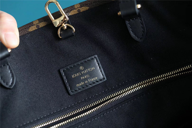 I W Fashion Lu-Vi bags - 8670