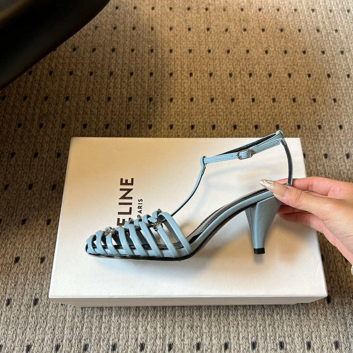 CEL HEELS
