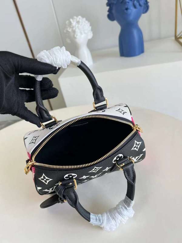 LOV2 Bags - Luxurious Bags  632