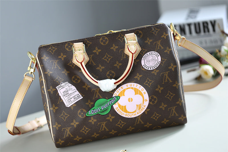 I W Fashion Lu-Vi bags - 8188