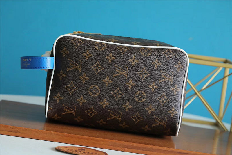 I W Fashion Lu-Vi bags - 10309
