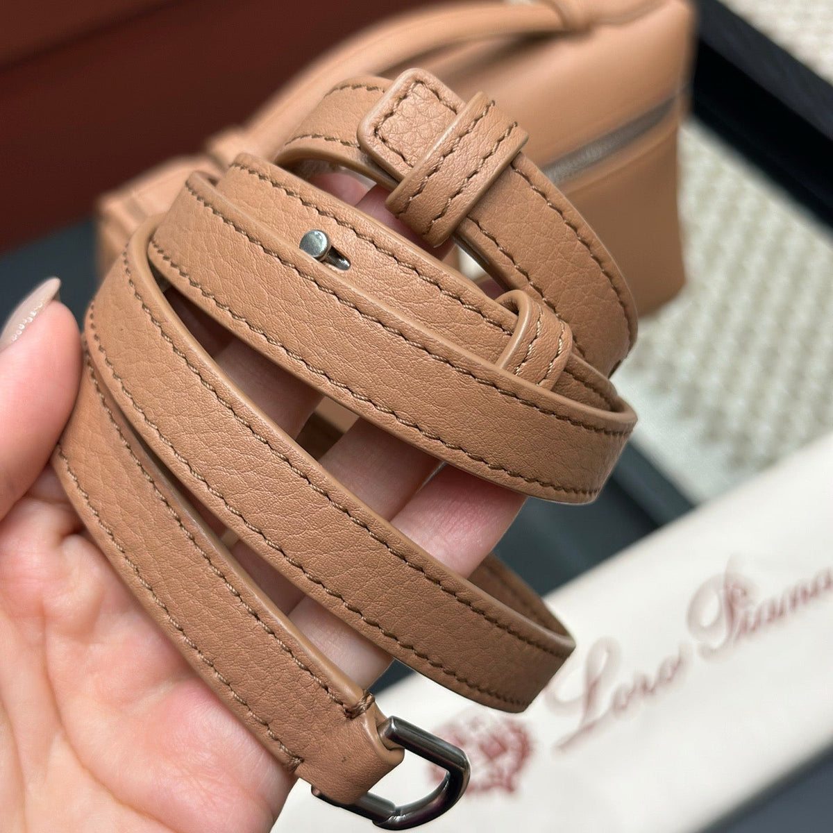 LORO P EXTRA POCKET L19 BAG