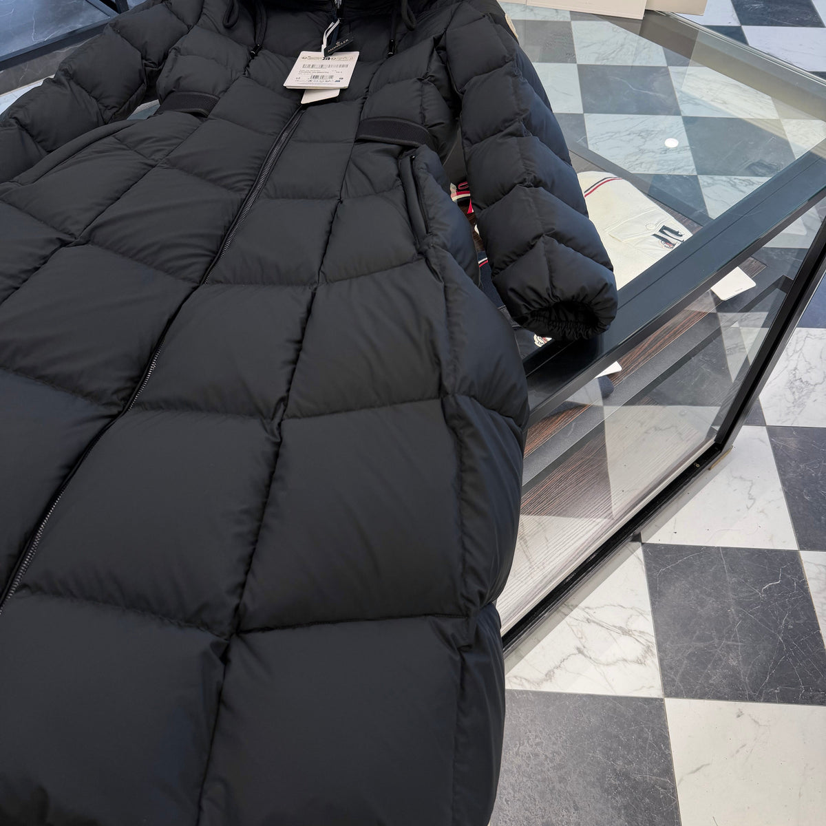 MONC FAUCON COAT