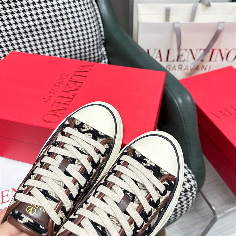 Valentino GARAVANI Luxury Shoes