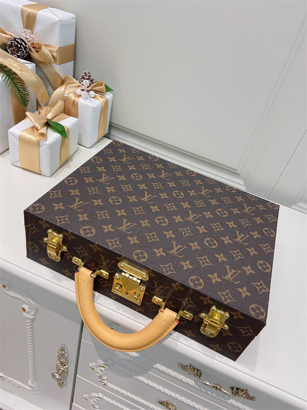 PHA - LOV Bags - 523