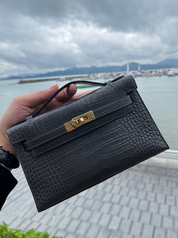 PHA - HMS Bags - 1637