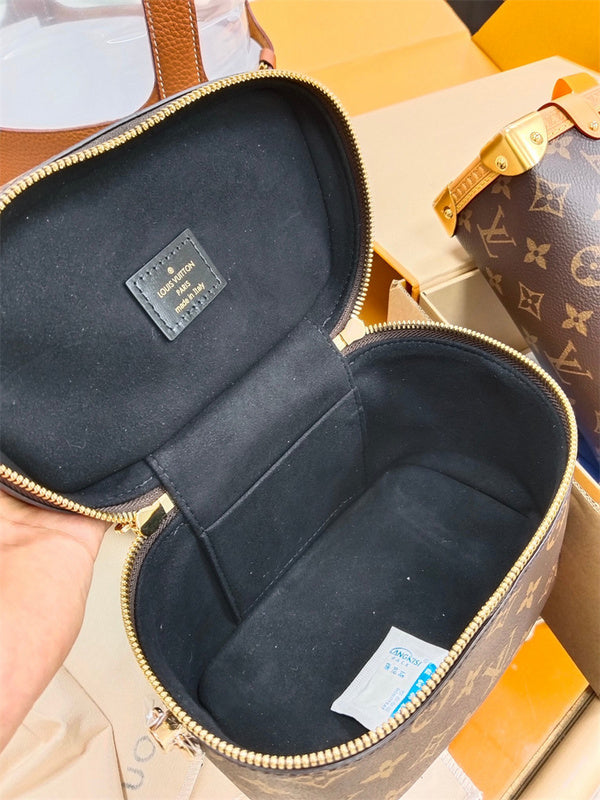 PHA - LOV Bags - 424