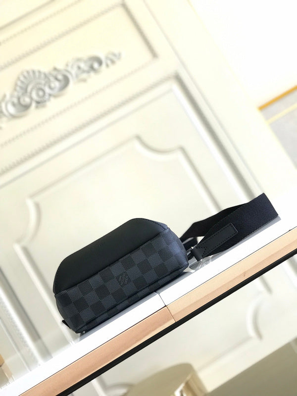 I W Fashion Lu-Vi bags - 17074