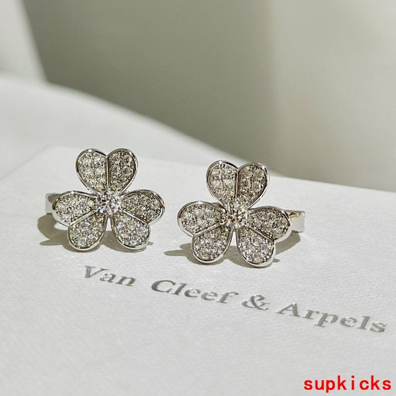 Van Cleef & Arples Jewelry