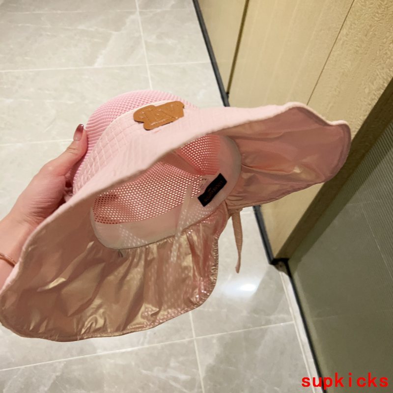 Louis Vuitton Luxury Cap