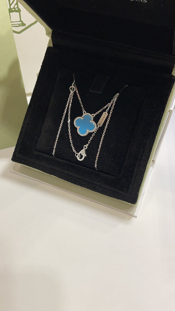 VAN C NECKLACE