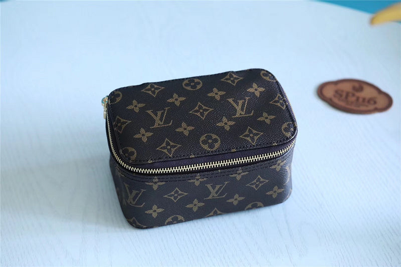 I W Fashion Lu-Vi bags - 9204