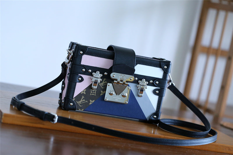 I W Fashion Lu-Vi bags - 8224
