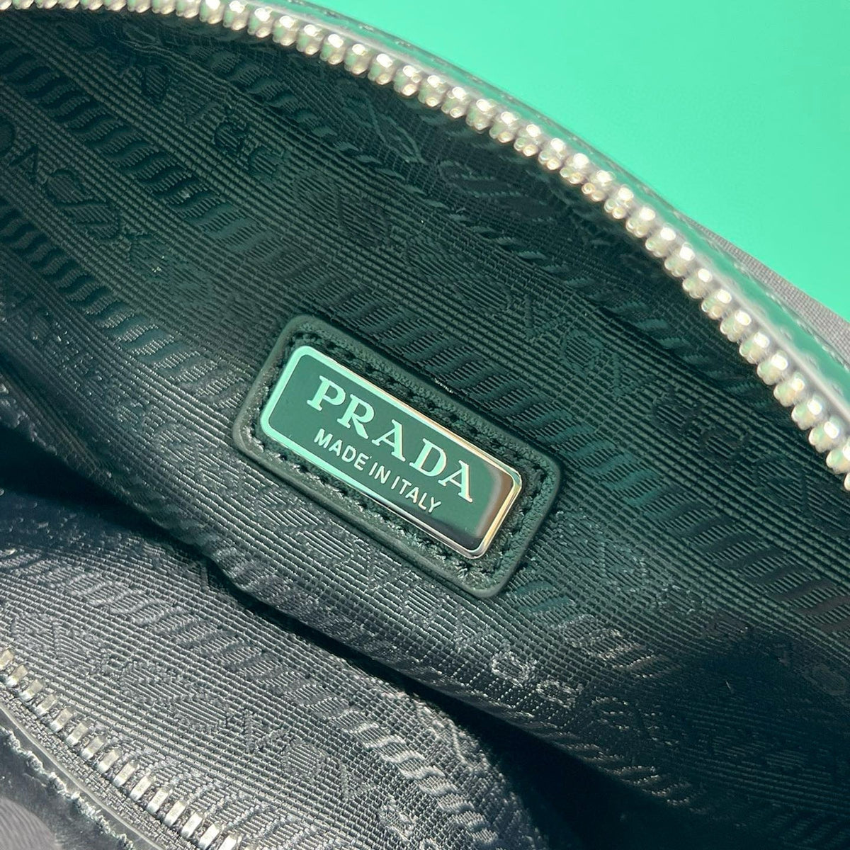 PD RE-NYLON POUCH