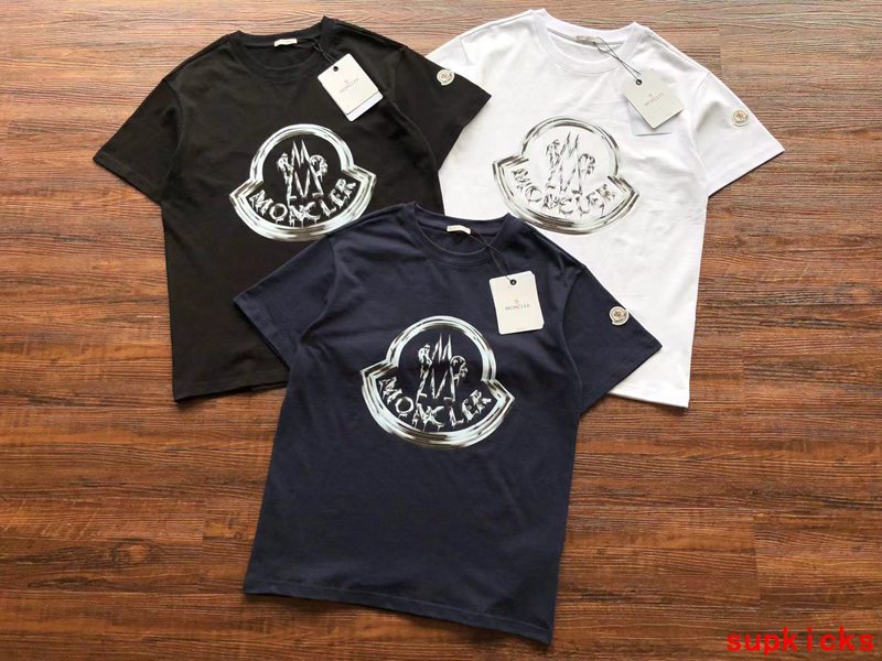 Moncler Luxury Cloth
