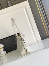 new-luxury-designer-bags-nm2279