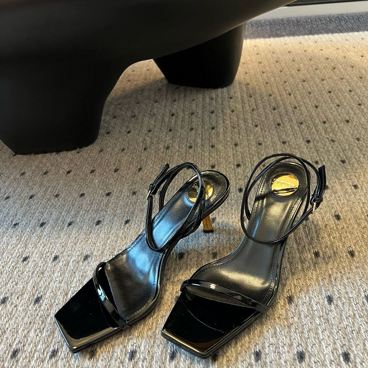 SL HEELS