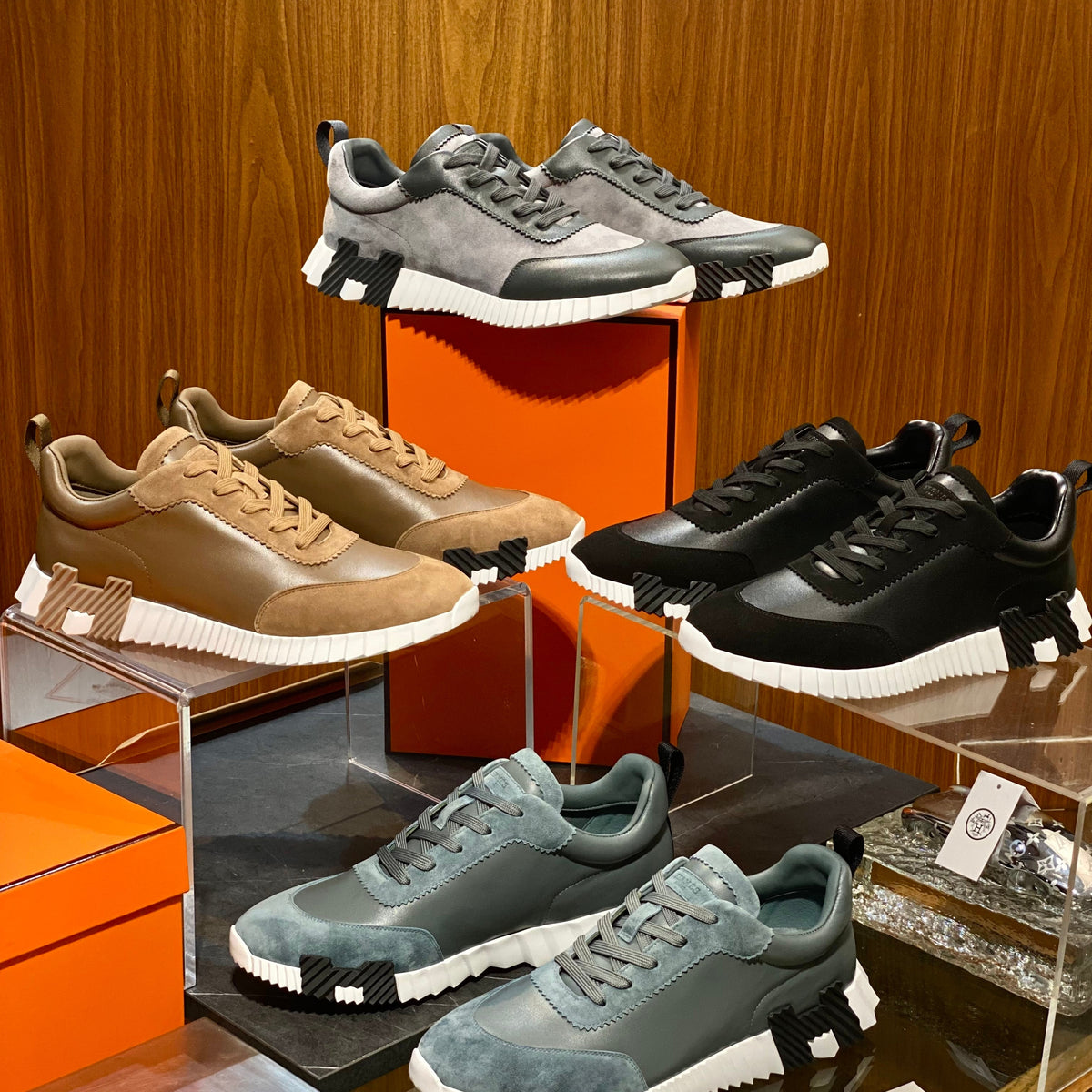 HERM BOUNCING SNEAKERS