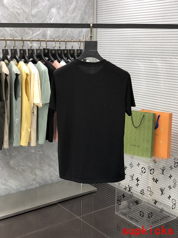 Moncler Luxury Cloth