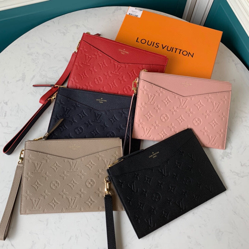 I W Fashion Lu-Vi bags - 17644