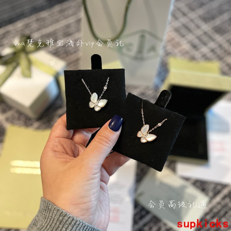 Van Cleef & Arples Jewelry