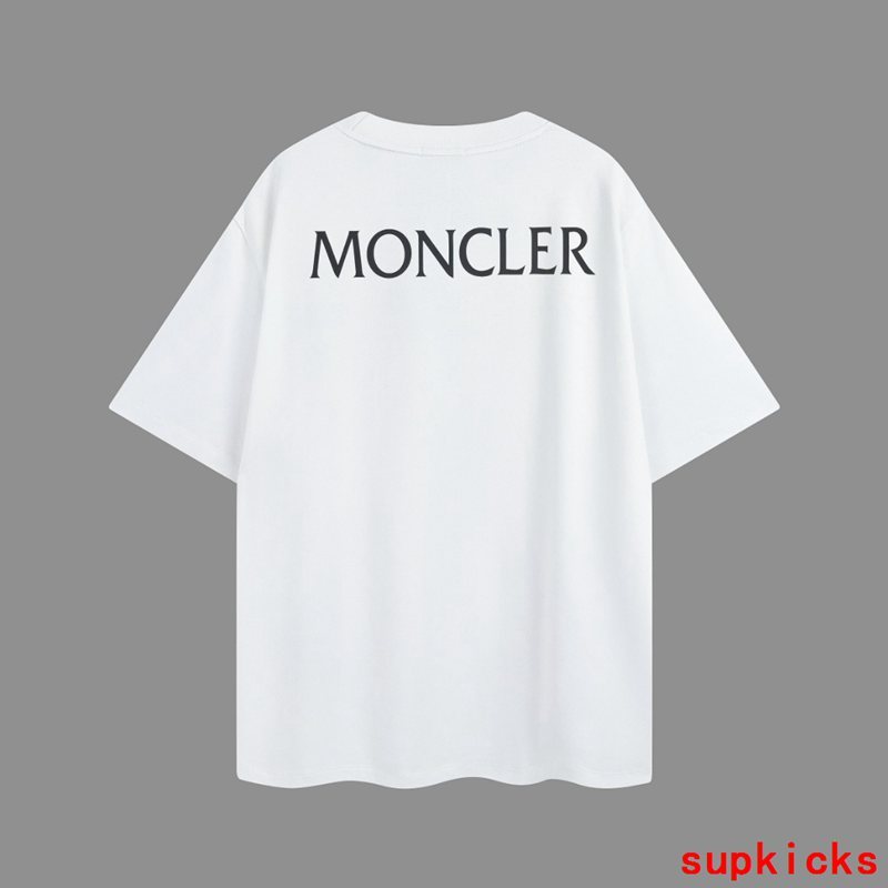 Moncler Luxury Cloth