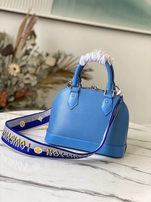 I W Fashion Lu-Vi bags - 17531