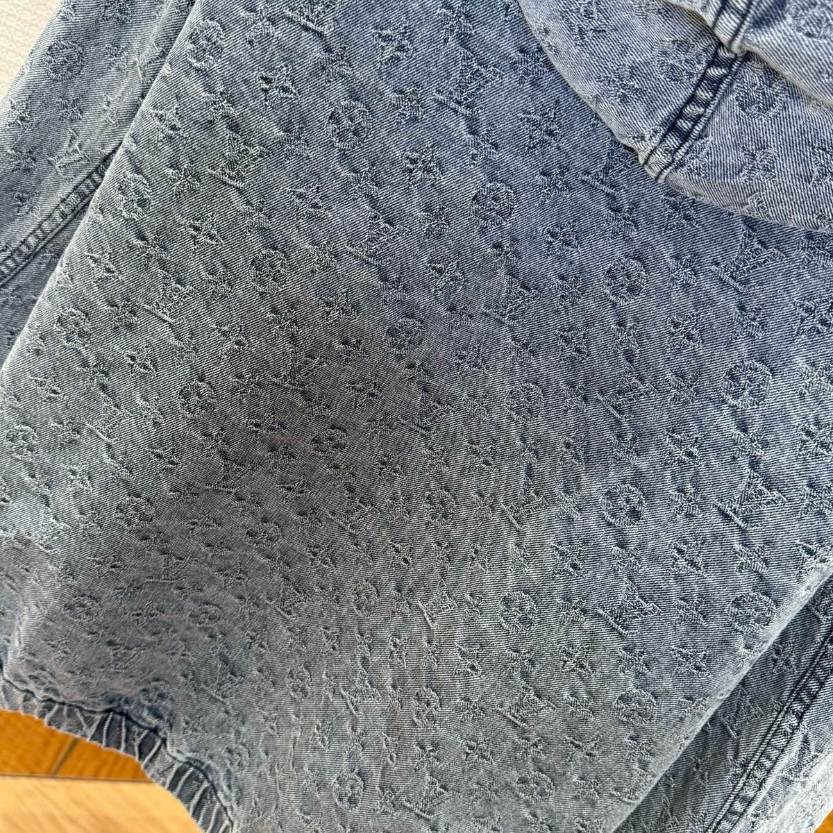 LOU DENIM JACKET