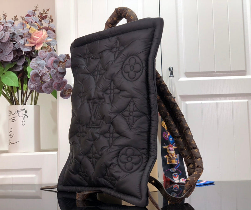I W Fashion Lu-Vi bags - 17133