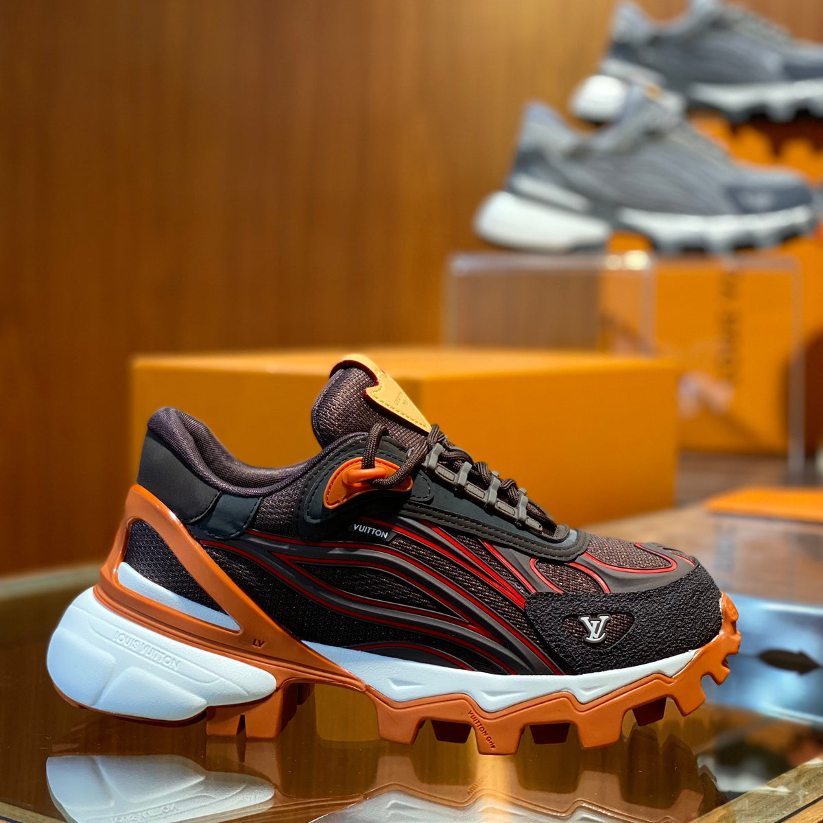 LOU SUMMIT SNEAKERS