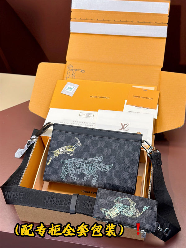 PHA - LOV Bags - 039