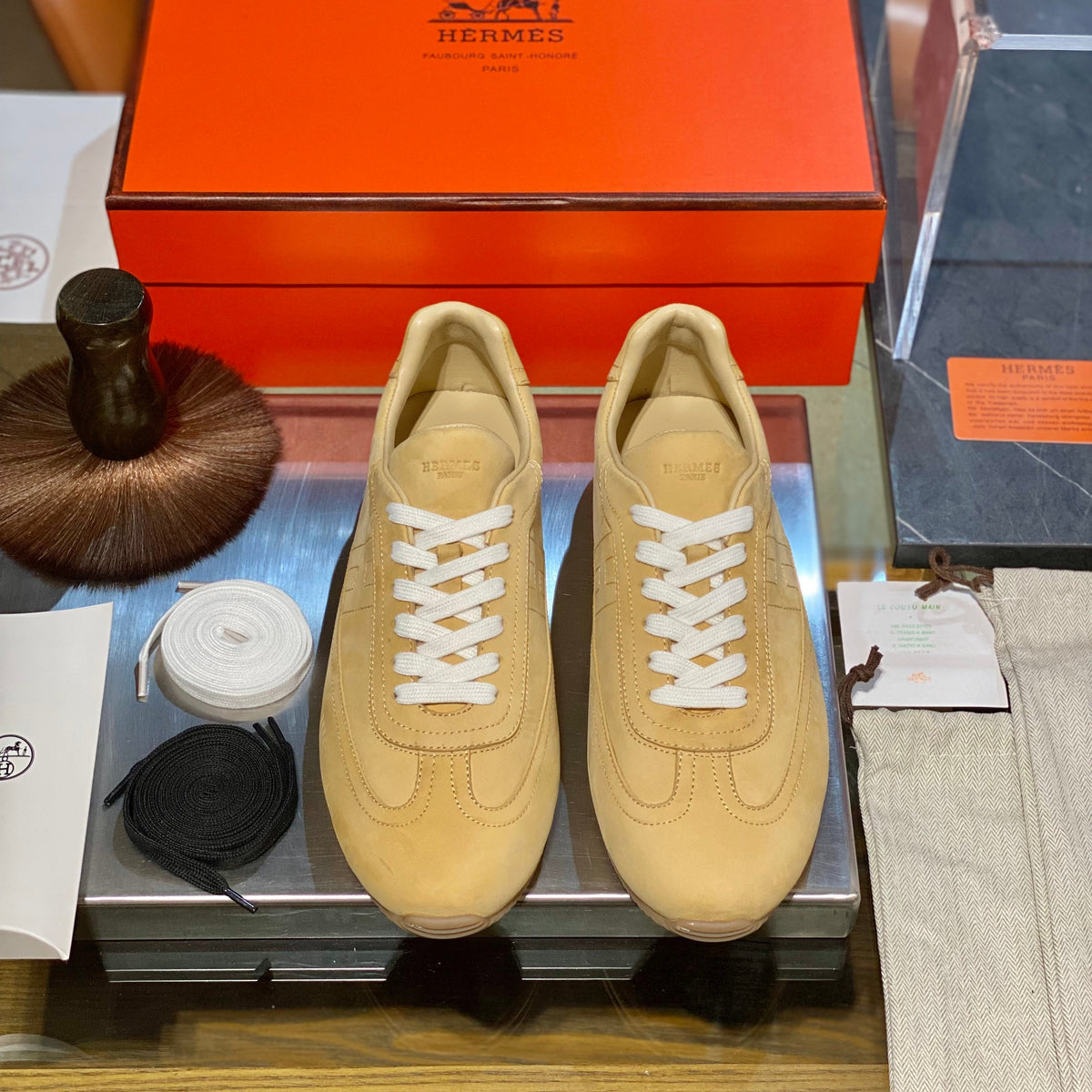 HERM MASTER SNEAKER