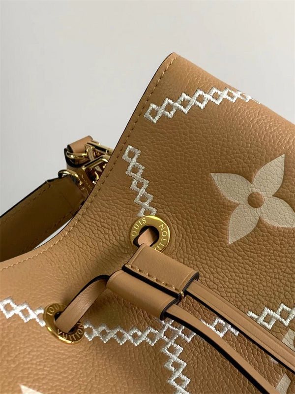 PHA - LOV Bags - 276