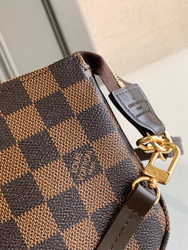 I W Fashion Lu-Vi bags - 17062