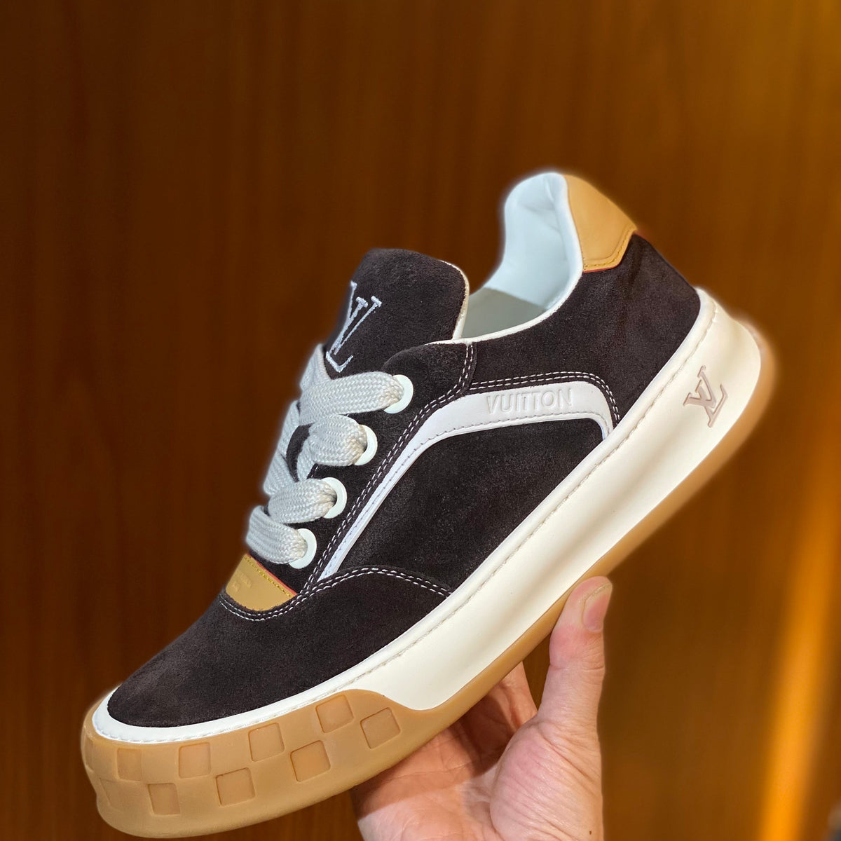 LOU TILTED SNEAKERS