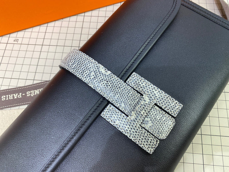 PHA - HMS Bags - 1738